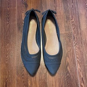 Women’s Flats